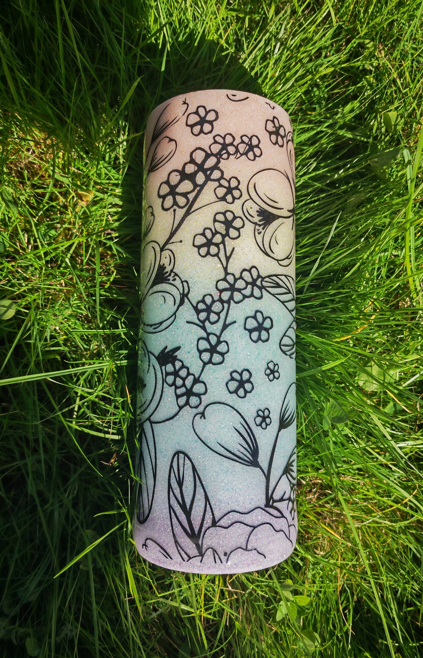 20oz pastel flowers