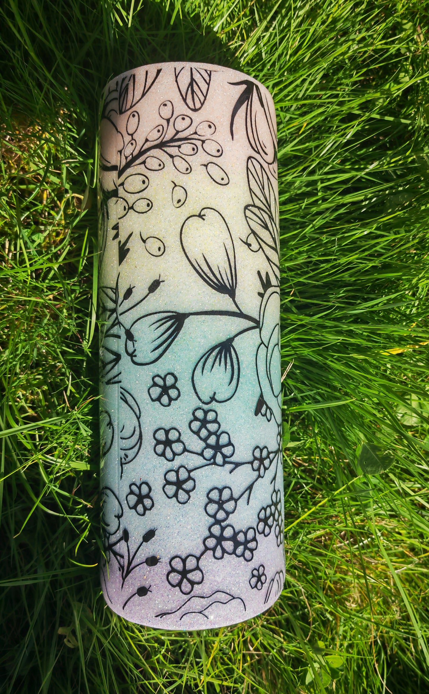 20oz pastel flowers